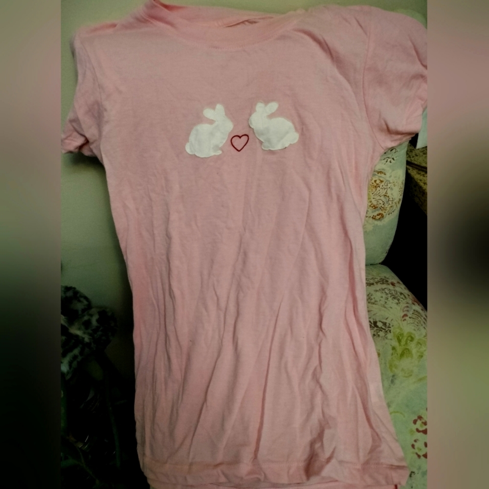 Pink 🩷 Bunny 🐰 Tshirt